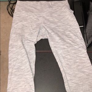 Lululemon crops!